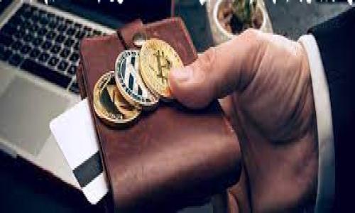在TP钱包中将油（通常指以太坊网络上的能源单位）换成BNB（币安币）并不是一个直接的操作，因为油和BNB分别属于不同的区块链生态系统（以太坊和币安链）。然而，利用去中心化交易所（如PancakeSwap或Uniswap）以及跨链桥的服务，你可以实现这样的交换过程。以下是详细的步骤指南。

第一步：安装和设置TP钱包
首先，确保你已经下载并安装了TP钱包。这是一个支持多种数字货币的钱包，允许用户方便地进行交易和管理资产。
打开TP钱包后，创建一个新钱包或导入已有的钱包。如果你是新用户，务必妥善保管你的助记词或私钥，这对于找回你的资产至关重要。

第二步：确保油和BNB的资产存入钱包
在TP钱包中，检查你的资产是否包括负担油（ETH网络上的代币）。如果你还没有油，可以通过交易所或者其他用户获得。此外，确保你也拥有BNB，用于交易和交易费用。
如果你没有BNB，你需要先从其他交易所转入一些BNB到你的TP钱包，用于交易操作。

第三步：使用去中心化交易所进行交换
在TP钱包，打开去中心化交易所（DEX），比如PancakeSwap或Uniswap。选择你想要交换的代币，即油，作为输入代币，而BNB作为输出代币。
在交易页面上，输入你想要交换的油的数量，系统将自动计算出对应的BNB数量。注意查看交易信息，以确认汇率以及手续费。

第四步：确认交易并执行交换
在确认交易信息无误后，继续进行交易。交易完成后，你的油会减去，而BNB将自动存入你的TP钱包中。
在这个过程中，确保保留一些BNB，以应对未来的交易手续费需求。

第五步：理解交易的风险
在任何加密货币交易中，价格波动都可能极大，因此必须时刻保持警惕。尽量在流动性较高的时间段进行交易，以减少滑点风险。
另外，挖掘合约和交易市场的风险也需考虑。尽量仔细阅读交换平台的使用说明和风险提示，做好资金管理。

第六步：监控和管理你的资产
交易完成后，记得查看钱包中的BNB余额和交易记录，以确保一切正常。可以在TP钱包中设置价格提醒，以便在价格达到你的目标时，及时做出反应。
同时，关注市场动态及区块链新闻，学习如何更好的管理投资，降低风险。同时，也可以考虑分散投资，以减少任何单一资产波动带来的影响。

总结
通过上述步骤，你可以顺利地在TP钱包中将油换成BNB。每个步骤都需要仔细操作和理解，以最大限度地保护自身资产的安全。同时，在不断变化的加密世界中，持续学习和适应是成功交易的关键。
希望这篇指南能为你的加密交易之旅提供帮助！

以上仅为操作流程的简述，你可以根据具体需求调整交易策略，并在操作时参考最新的市场数据。 